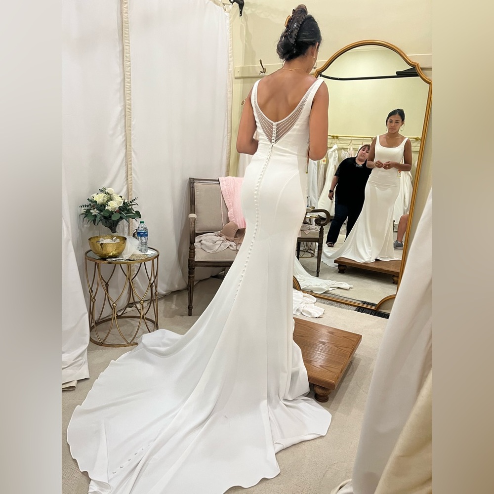 Elegant Wedding Gown